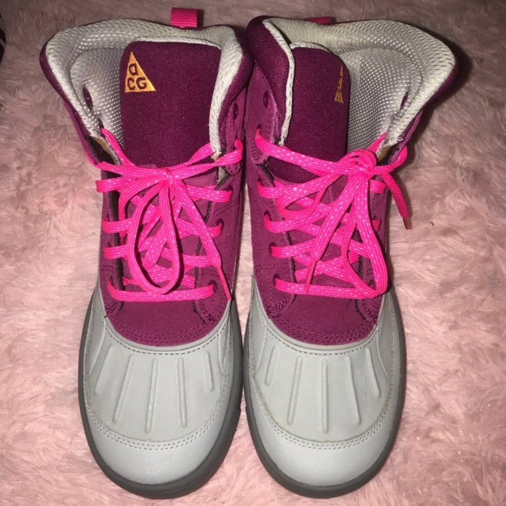 Nike ACGs